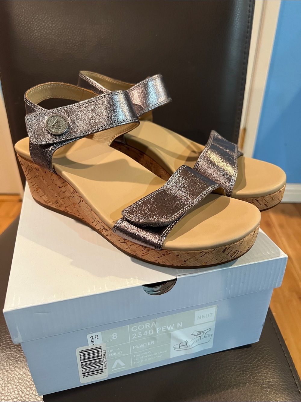 Abeo Cora 2340 size 8 pewter metallic cork wedge sandal neutral step Velcro